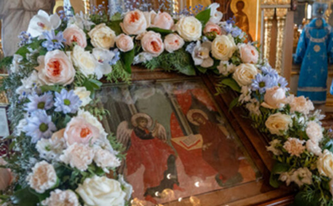 http://nikolskii.com/chronicle/arhierejskoe-bogosluzhenie-v-prazdnik-blagoveshheniya-presvyatoj-bogorodiczy/