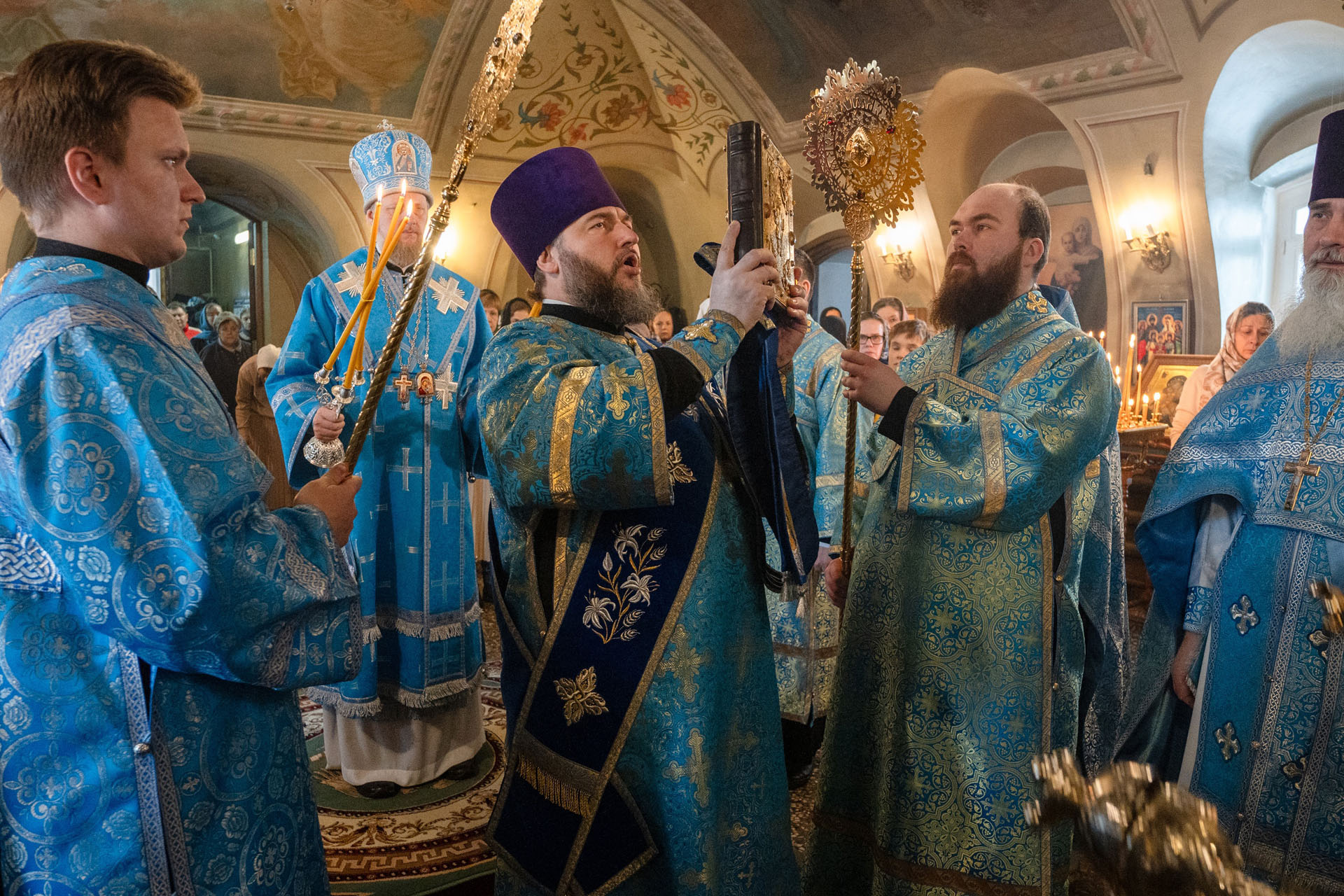 Архиерейское богослужение в праздник Благовещения Пресвятой Богородицы